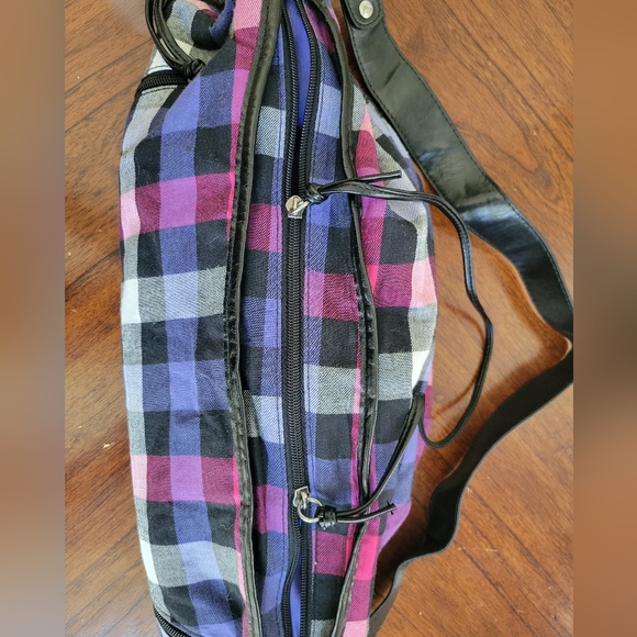 Roxy Purse Handbag *NWOT* Pink Purple Blk Wht Plaid - Picture 5 of 8